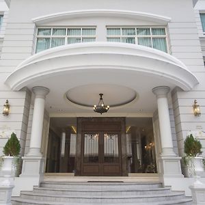 The Rose Residence, Bangkok